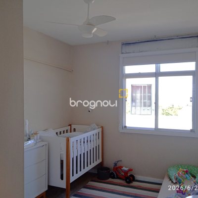 Apartamento com 97m², 3 quartos (sendo 1 suíte), 1 garagem, no bairro Coqueiros em Florianópolis