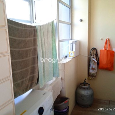 Apartamento com 97m², 3 quartos (sendo 1 suíte), 1 garagem, no bairro Coqueiros em Florianópolis