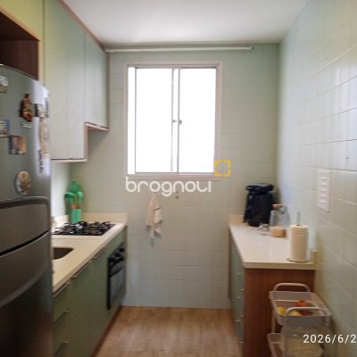 Apartamento com 97m², 3 quartos (sendo 1 suíte), 1 garagem, no bairro Coqueiros em Florianópolis