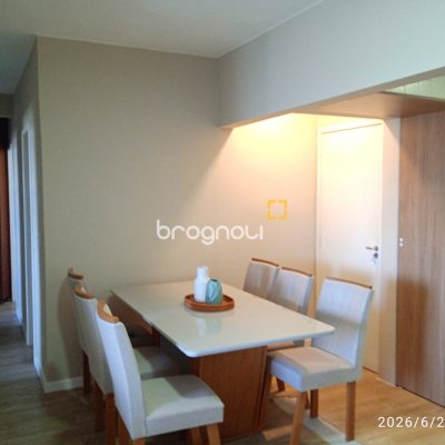 Apartamento com 97m², 3 quartos (sendo 1 suíte), 1 garagem, no bairro Coqueiros em Florianópolis