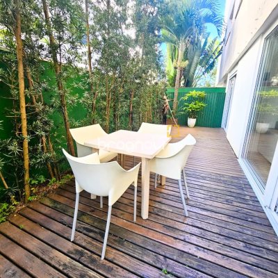 Apartamento com 99m², 2 quartos (sendo 1 suíte), 1 garagem, no bairro Campeche em Florianópolis