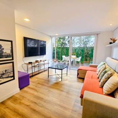 Apartamento com 99m², 2 quartos (sendo 1 suíte), 1 garagem, no bairro Campeche em Florianópolis