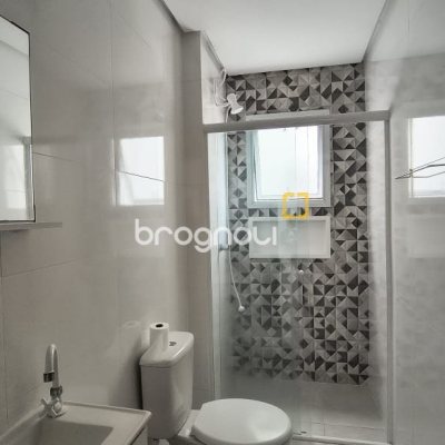 Apartamento com 76m², 2 quartos (sendo 1 suíte), 1 garagem, no bairro Areias em São José