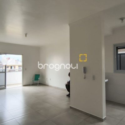 Apartamento com 76m², 2 quartos (sendo 1 suíte), 1 garagem, no bairro Areias em São José