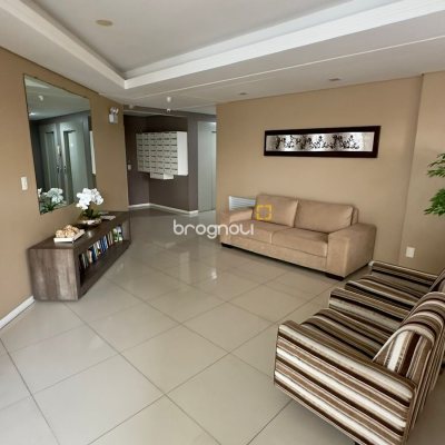 Apartamento com 66m², 2 quartos (sendo 1 suíte), 1 garagem, no bairro Barreiros em São José