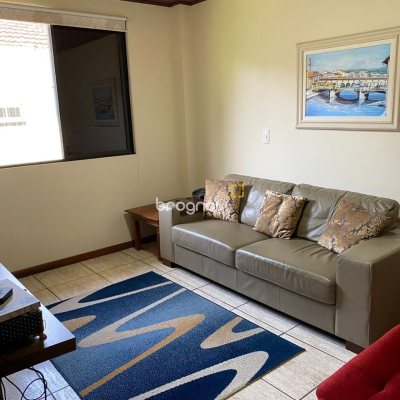 Casa com 454m², 5 quartos (sendo 4 suítes), 2 garagens, no bairro Saco Grande em Florianópolis