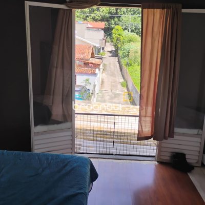 Casa com 120m², 3 quartos, 1 garagem, no bairro Vargem do Bom Jesus em Florianópolis