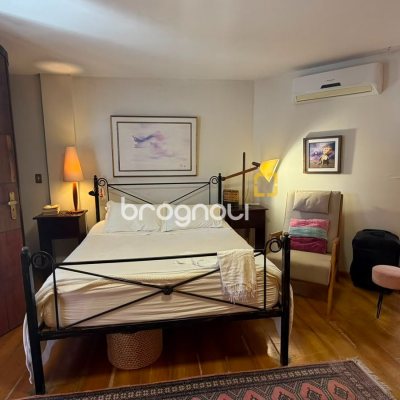 Cobertura com 151m², 3 quartos (sendo 1 suíte), 1 garagem, no bairro Itacorubi em Florianópolis