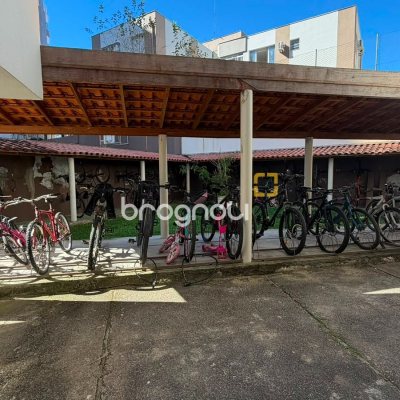 Cobertura com 151m², 3 quartos (sendo 1 suíte), 1 garagem, no bairro Itacorubi em Florianópolis