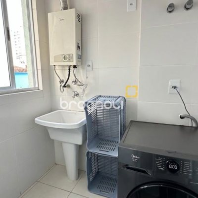 Apartamento com 69m², 2 quartos (sendo 1 suíte), 1 garagem, no bairro Trindade em Florianópolis