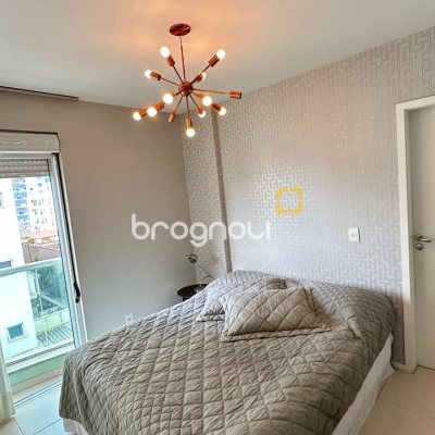 Apartamento com 69m², 2 quartos (sendo 1 suíte), 1 garagem, no bairro Trindade em Florianópolis