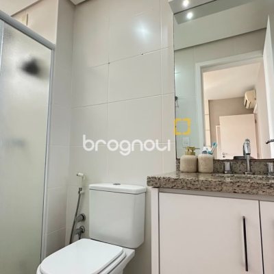 Apartamento com 69m², 2 quartos (sendo 1 suíte), 1 garagem, no bairro Trindade em Florianópolis