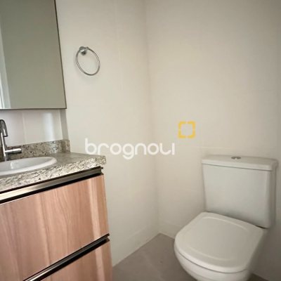 Apartamento com 71m², 2 quartos (sendo 1 suíte), 1 garagem, no bairro Trindade em Florianópolis