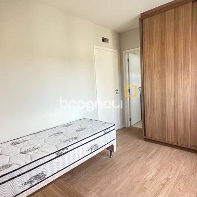 Apartamento com 71m², 2 quartos (sendo 1 suíte), 1 garagem, no bairro Trindade em Florianópolis