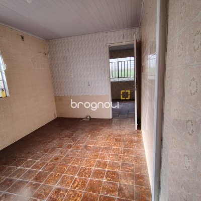 Casa com 114m², 3 quartos, 2 garagens, no bairro Capoeiras em Florianópolis