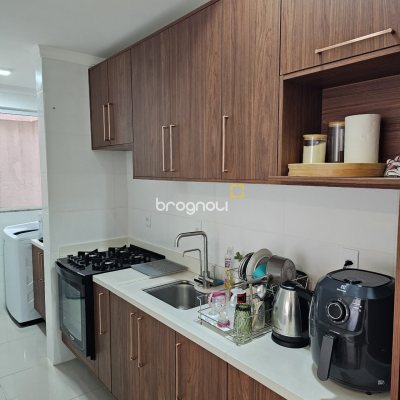 Apartamento com 60m², 2 quartos (sendo 1 suíte), 1 garagem, no bairro Ingleses do Rio Vermelho em Florianópolis
