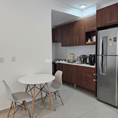 Apartamento com 60m², 2 quartos (sendo 1 suíte), 1 garagem, no bairro Ingleses do Rio Vermelho em Florianópolis