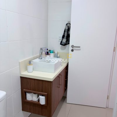 Apartamento com 60m², 2 quartos (sendo 1 suíte), 1 garagem, no bairro Ingleses em Florianópolis