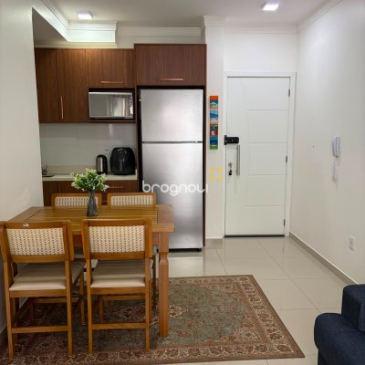 Apartamento com 60m², 2 quartos (sendo 1 suíte), 1 garagem, no bairro Ingleses em Florianópolis