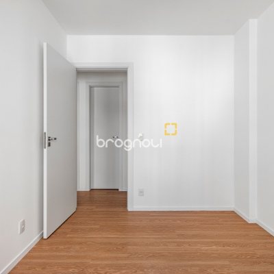 Apartamento com 96m², 3 quartos (sendo 2 suítes), 1 garagem, no bairro Centro em Florianópolis