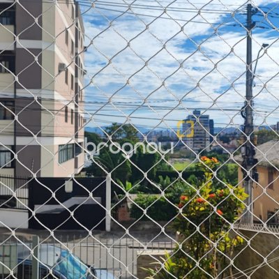 Casa com 95m², 3 quartos (sendo 1 suíte), 4 garagens, no bairro Capoeiras em Florianópolis