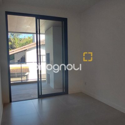 Apartamento com 93m², 2 quartos (sendo 2 suítes), 2 garagens, no bairro Santo Antônio de Lisboa em Florianópolis