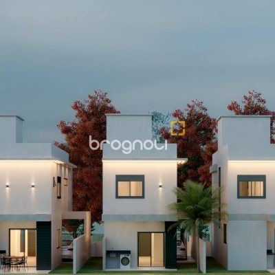 Casa com 81m², 2 quartos (sendo 2 suítes), 1 garagem, no bairro Ponta das Canas em Florianópolis