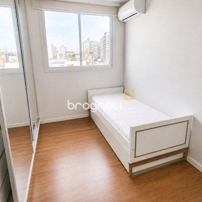 Apartamento com 84m², 3 quartos (sendo 1 suíte), 1 garagem, no bairro Jardim Atlântico em Florianópolis
