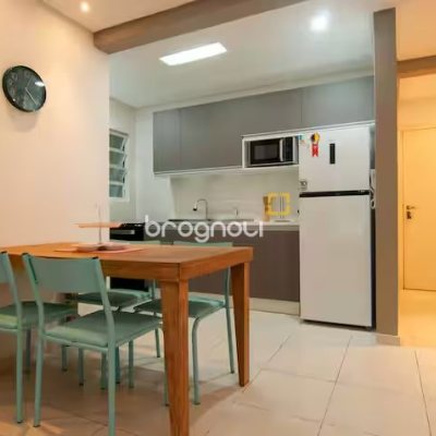 Apartamento com 77m², 2 quartos (sendo 1 suíte), 1 garagem, no bairro Ingleses do Rio Vermelho em Florianópolis