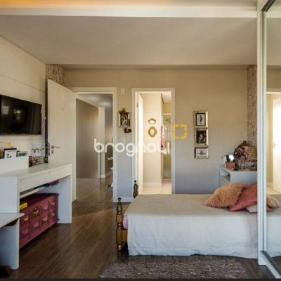 Casa com 276m², 3 quartos (sendo 3 suítes), 2 garagens, no bairro Santa Mônica em Florianópolis