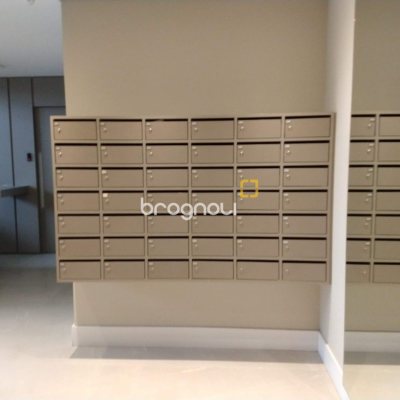 Apartamento com 120m², 3 quartos (sendo 1 suíte), 2 garagens, no bairro Pantanal em Florianópolis