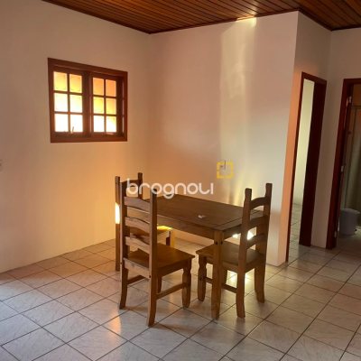 Casa com 158m², 4 quartos, 2 garagens, no bairro Ingleses em Florianópolis