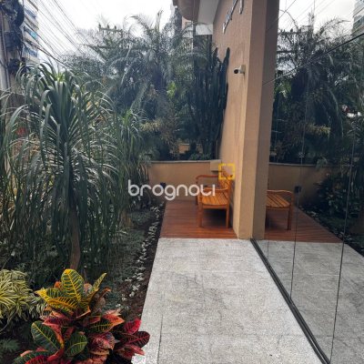 Apartamento com 73m², 1 quarto, 1 garagem, no bairro Agronômica em Florianópolis