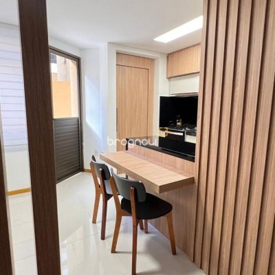 Apartamento com 73m², 1 quarto, 1 garagem, no bairro Agronômica em Florianópolis