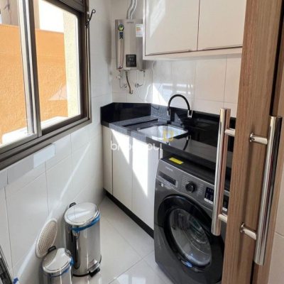 Apartamento com 73m², 1 quarto, 1 garagem, no bairro Agronômica em Florianópolis