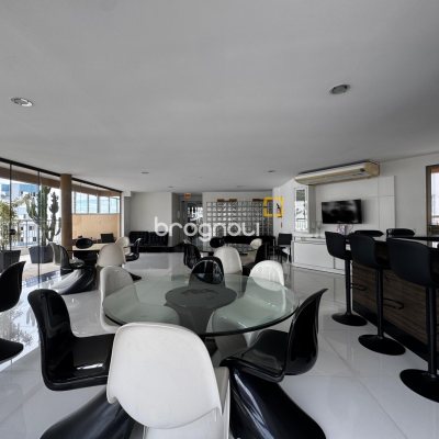 Apartamento com 73m², 1 quarto, 1 garagem, no bairro Agronômica em Florianópolis