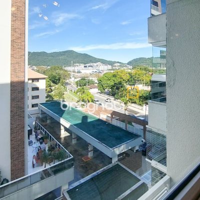 Apartamento com 73m², 2 quartos (sendo 1 suíte), 1 garagem, no bairro Saco Grande em Florianópolis