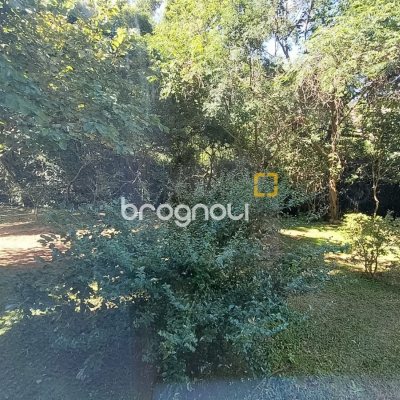 Apartamento com 73m², 2 quartos (sendo 1 suíte), 1 garagem, no bairro Saco Grande em Florianópolis