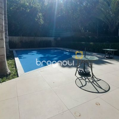 Apartamento com 73m², 2 quartos (sendo 1 suíte), 1 garagem, no bairro Saco Grande em Florianópolis