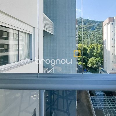 Apartamento com 73m², 2 quartos (sendo 1 suíte), 1 garagem, no bairro Saco Grande em Florianópolis