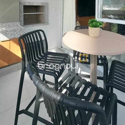 Apartamento com 73m², 2 quartos (sendo 1 suíte), 1 garagem, no bairro Saco Grande em Florianópolis