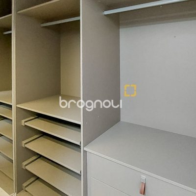 Apartamento com 73m², 2 quartos (sendo 1 suíte), 1 garagem, no bairro Saco Grande em Florianópolis
