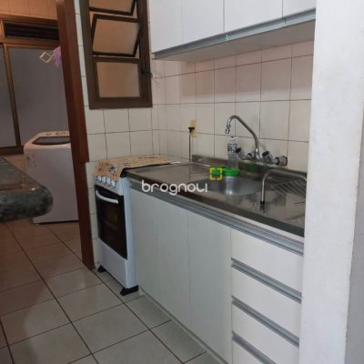 Apartamento com 93m², 2 quartos, 1 garagem, no bairro Canasvieiras em Florianópolis