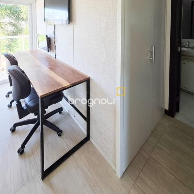 Casa com 146m², 3 quartos (sendo 3 suítes), 2 garagens, no bairro Campeche em Florianópolis