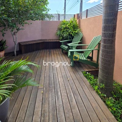 Casa com 146m², 3 quartos (sendo 3 suítes), 2 garagens, no bairro Campeche em Florianópolis