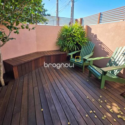 Casa com 146m², 3 quartos (sendo 3 suítes), 2 garagens, no bairro Campeche em Florianópolis
