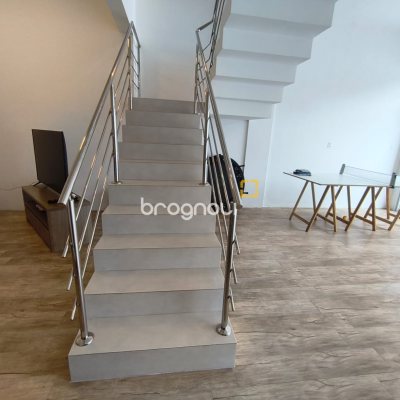 Casa com 251m², 3 quartos (sendo 1 suíte), 4 garagens, no bairro Capoeiras em Florianópolis