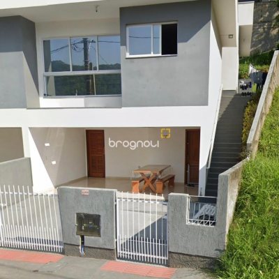 Casa com 106m², 3 quartos (sendo 1 suíte), 1 garagem, no bairro Potecas em São José