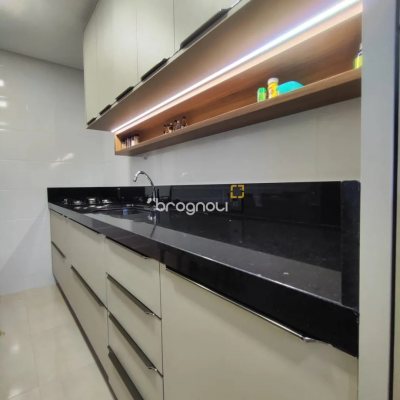 Casa com 106m², 3 quartos (sendo 1 suíte), 1 garagem, no bairro Potecas em São José