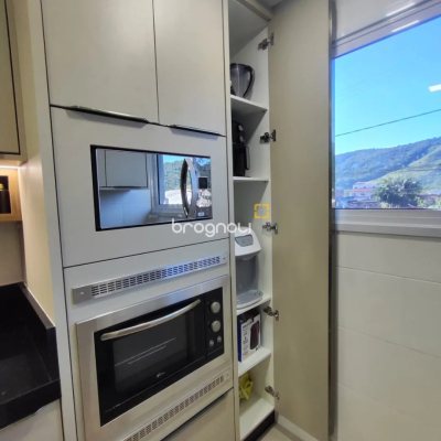 Casa com 106m², 3 quartos (sendo 1 suíte), 1 garagem, no bairro Potecas em São José